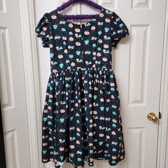 3X Country Apples & Pears Peasant Dress - Picture 5 of 7